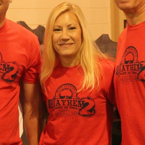 Meet your Posher, Jennifer - Picture 1 of 1